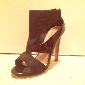 Draco Sandal from Mark + James by Badgley Mischka